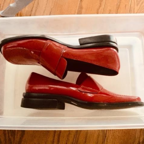 NEW Enzo Angiolini Red Patent Loafers - Picture 12 of 16